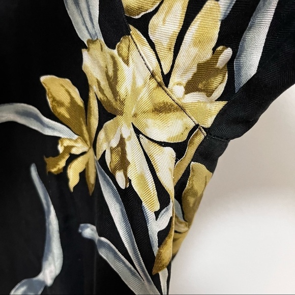 HonoluluLulu 100% Silk Hawaiian Shirt Washable Silk Size medium - Picture 3 of 8